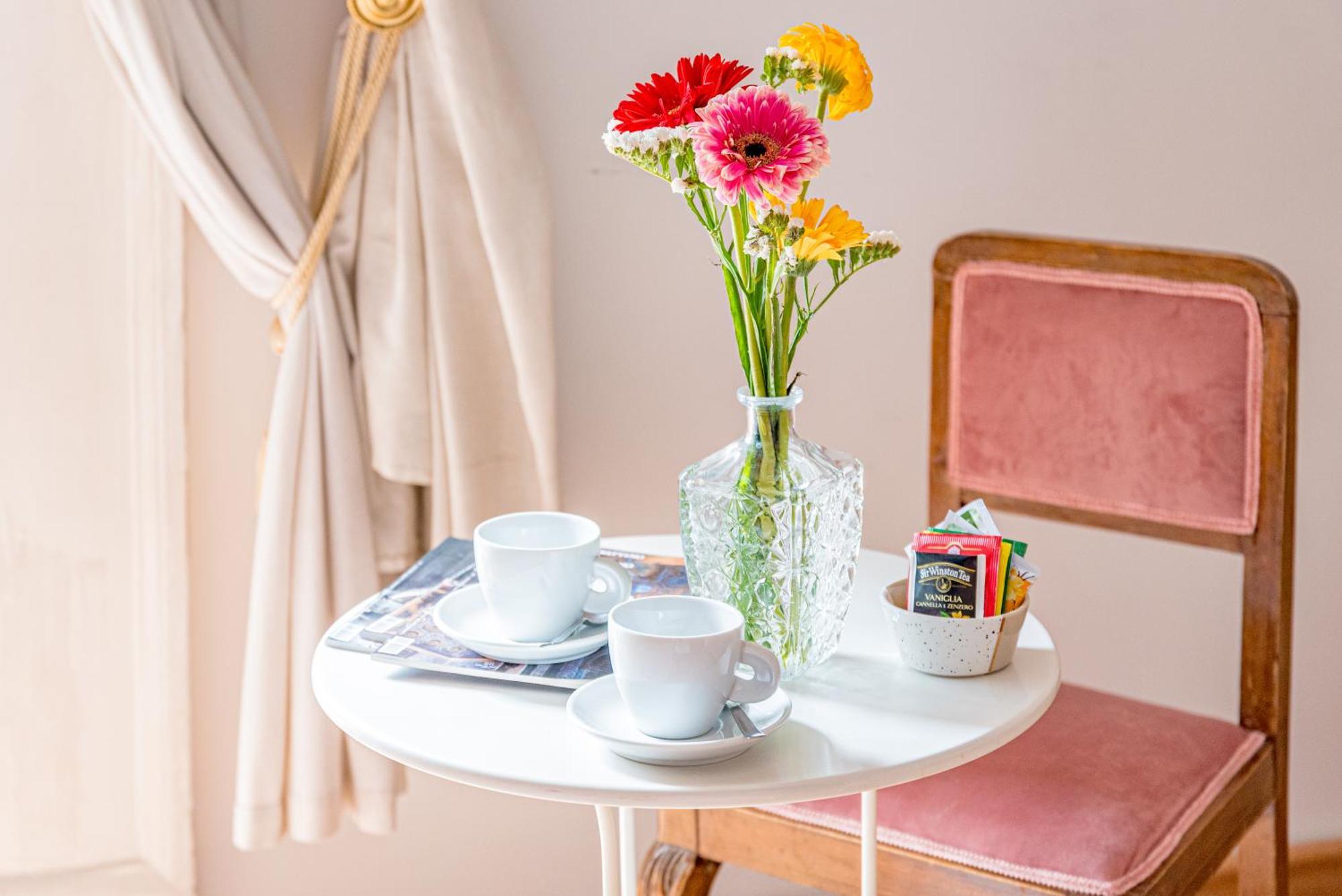Ruffo Di Bagnara Palazzo Monumentale Bed & Breakfast Napoli